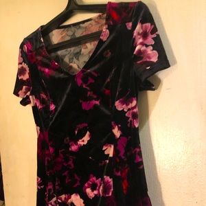 Black Velvet Floral Blouse Soft Pink Purple Top V neck